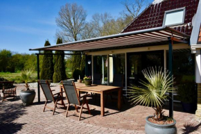 Vakantiehuis het Voorhuis op Landgoed koepeltjesplaats